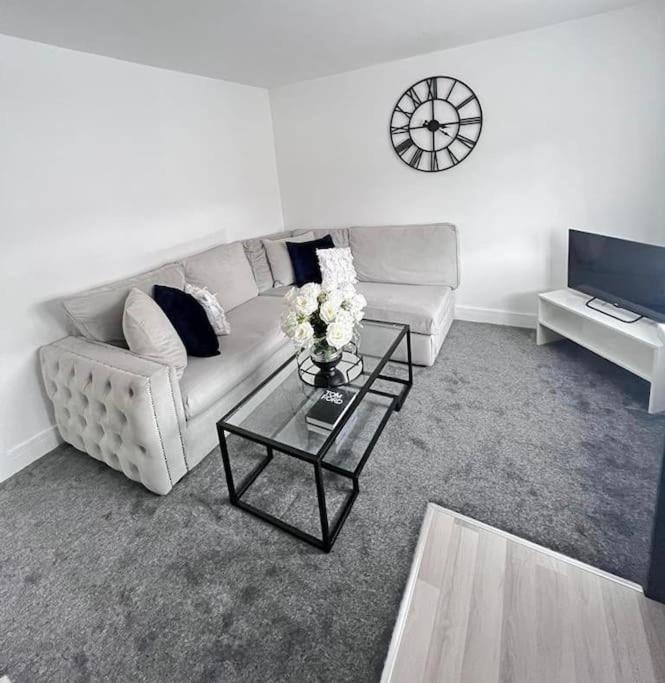 Harmony Home Lindley Huddersfield Exterior photo